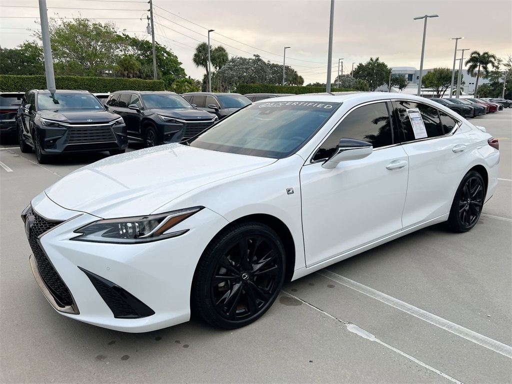 2023 Lexus ES 350 F SPORT photo 3