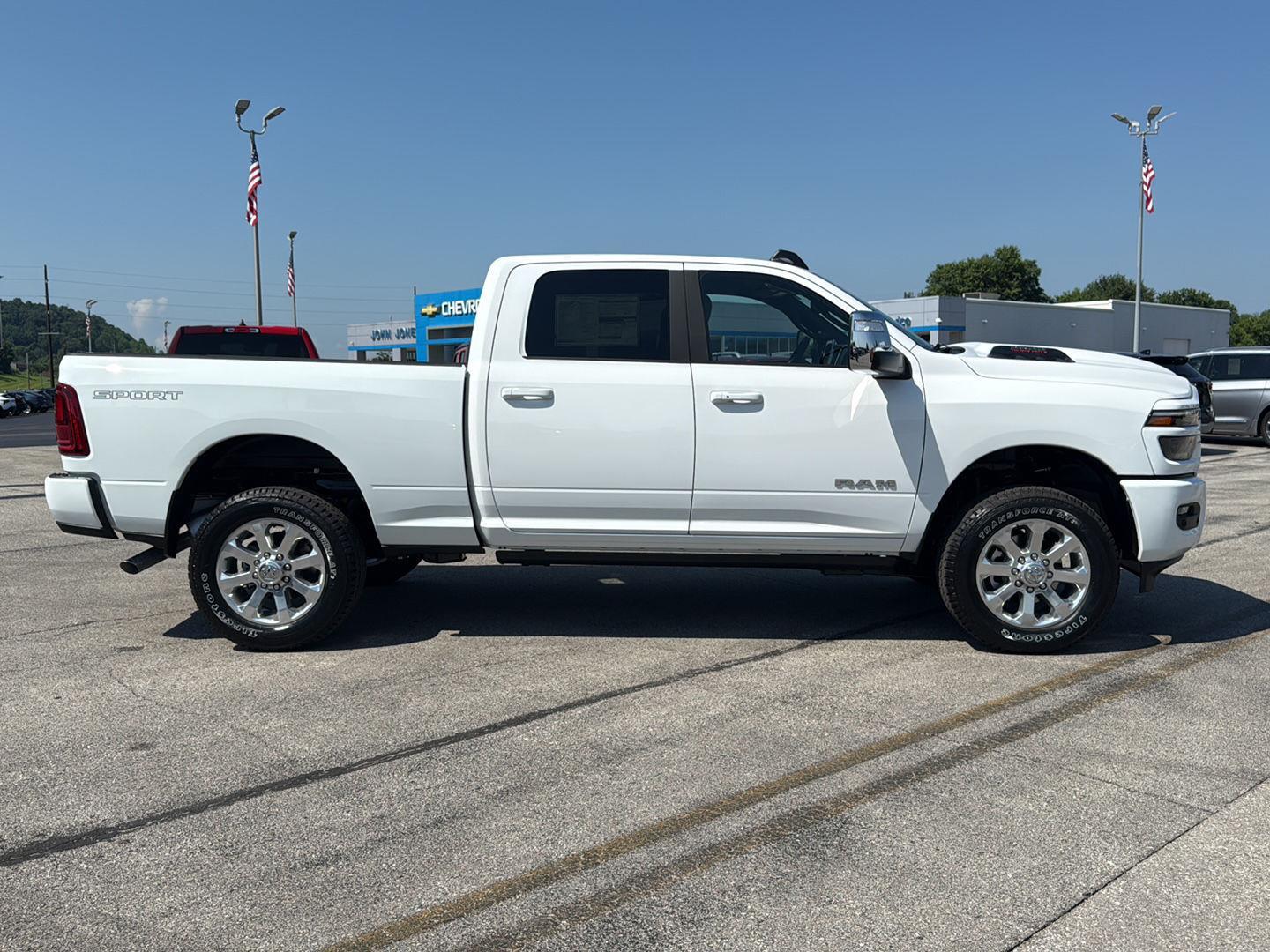 2025 Ram 2500 Laramie photo 4