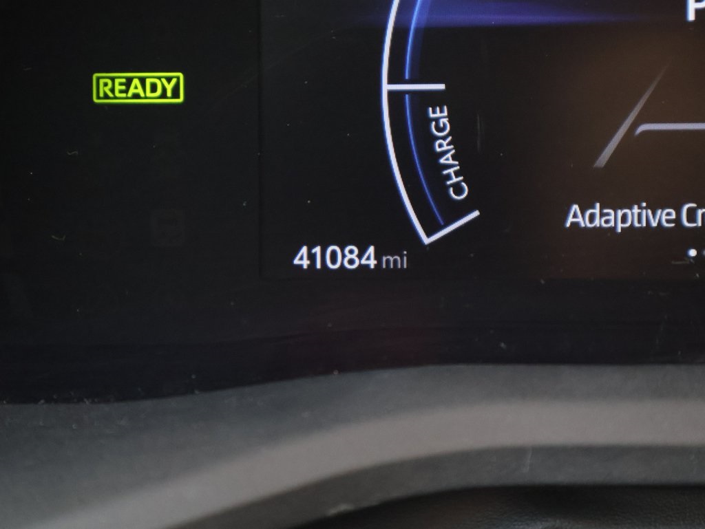 2025 Toyota Camry LE photo 29