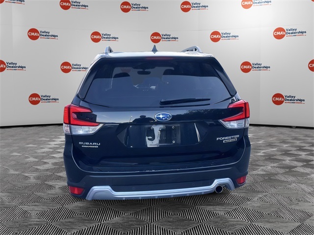 2022 Subaru Forester Touring photo 6