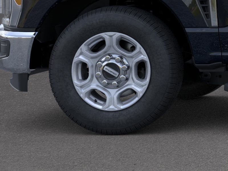 2026 Ford F-250 XLT photo 17