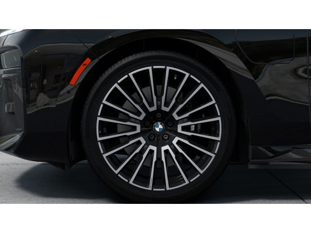 2026 Bmw 750e photo 5