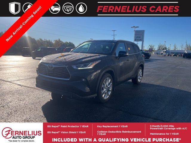 2020 Toyota Highlander Limited photo 2