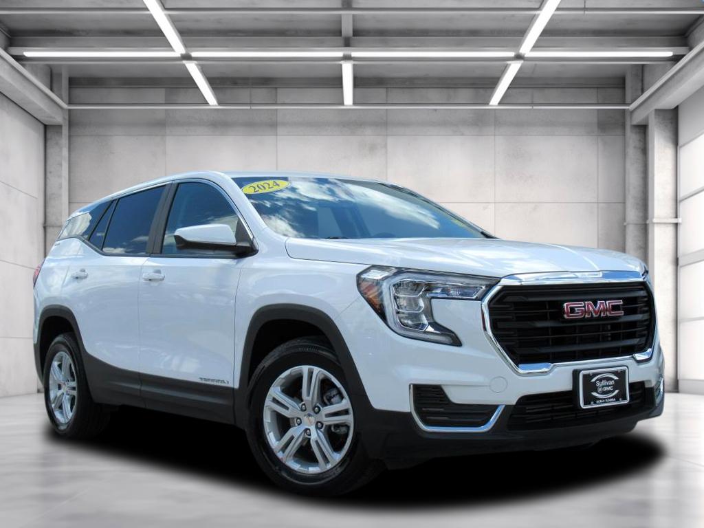 2024 GMC Terrain SLE's photo