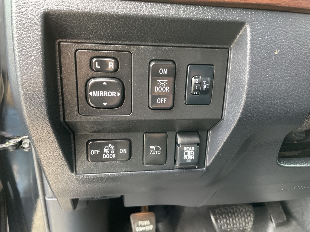 2020 Toyota Tundra Limited Grade photo 9