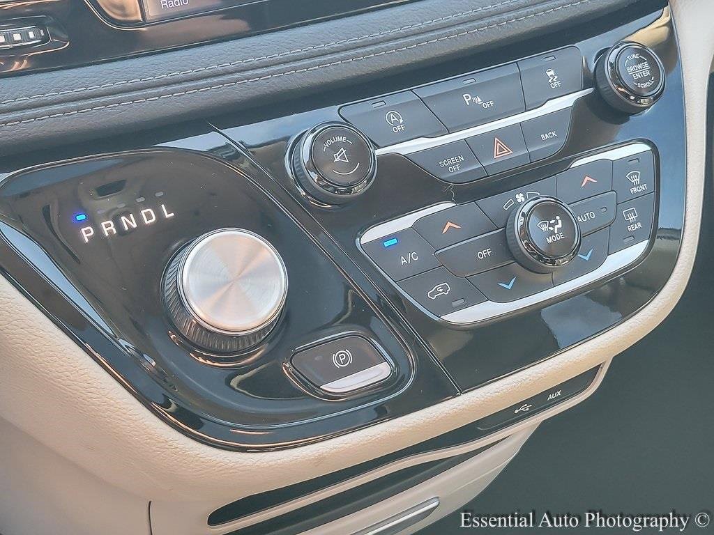 2017 CHRYSLER PACIFICA - Image 17