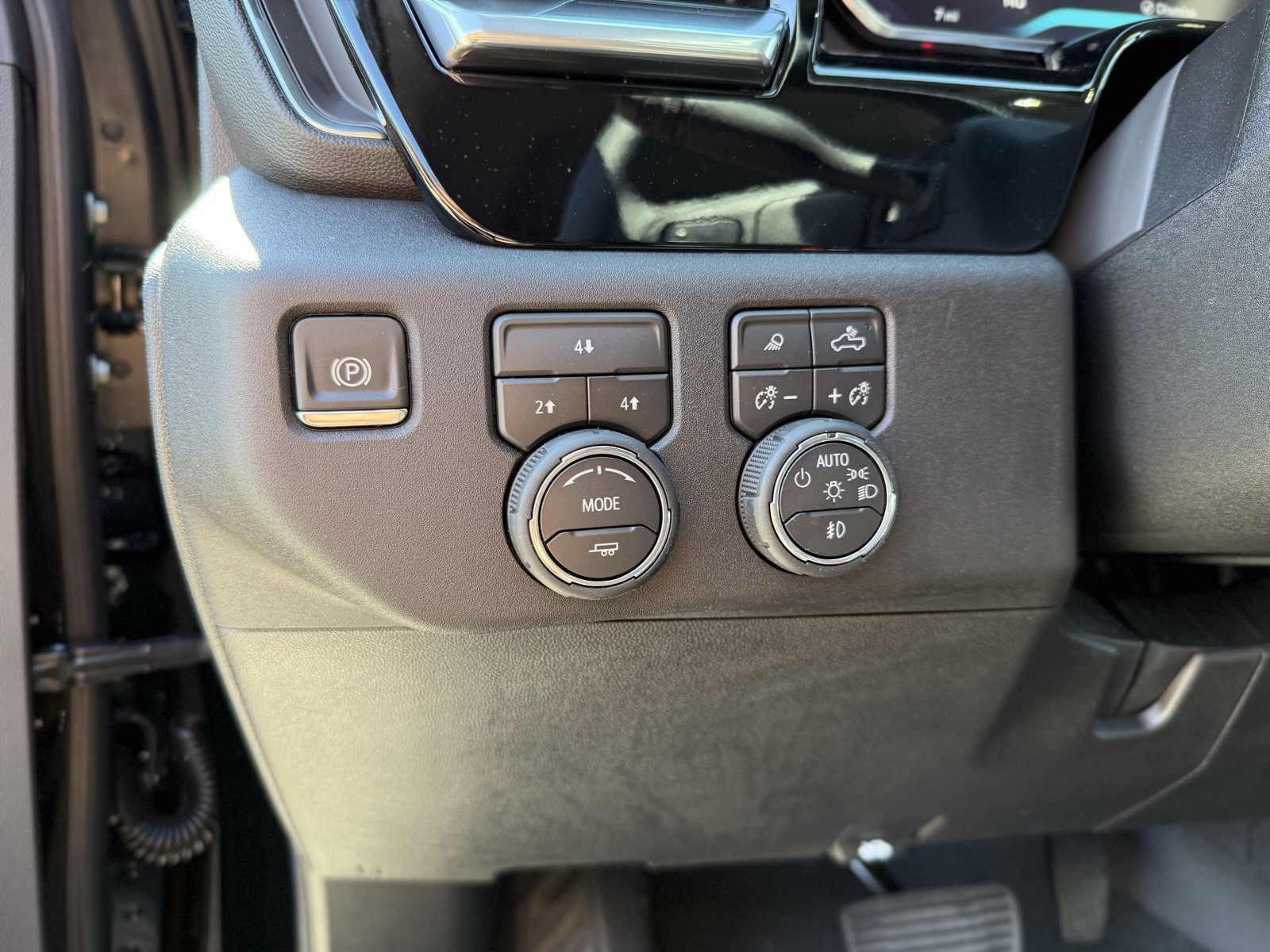 2026 Chevrolet Silverado 2500HD LT photo 15