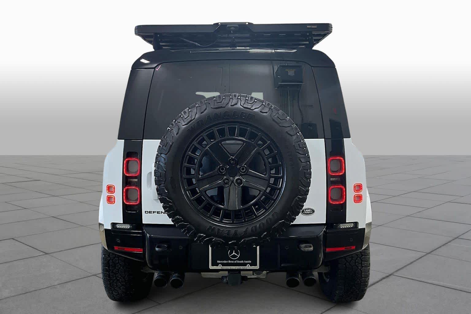 2023 Land Rover Defender 110 V8 110 Carpathian Edition photo 4