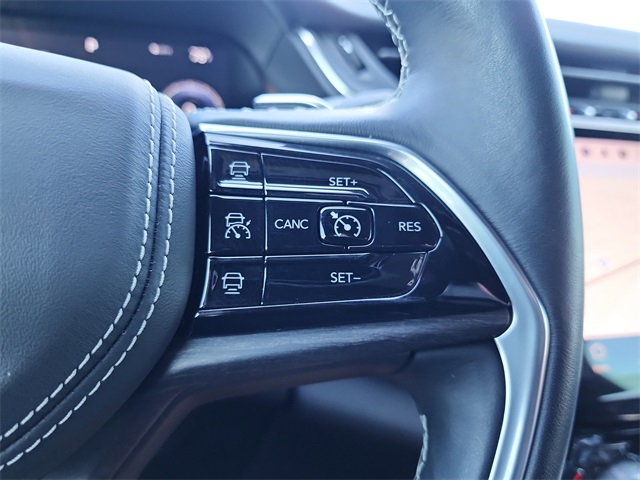 2021 Jeep Grand Cherokee Overland photo 26