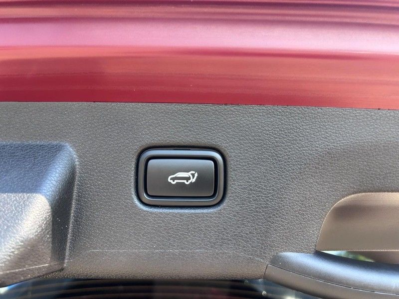 2023 Kia Sportage X-Line photo 3