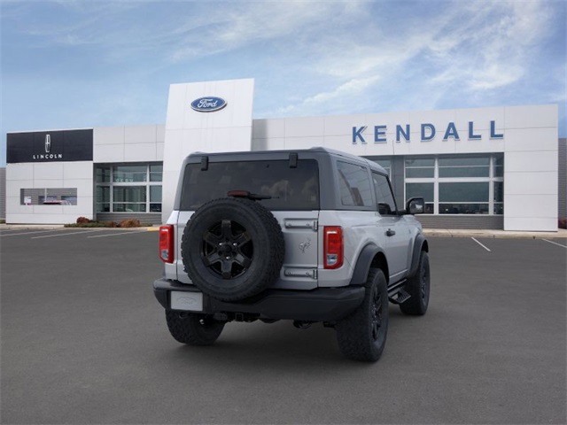 2024 Ford Bronco Black Diamond photo 8