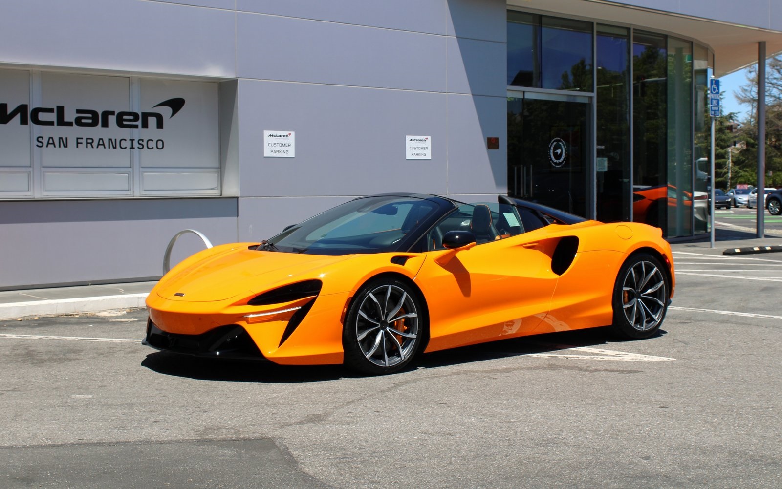 2025 Mclaren ARTURA Spider photo 31