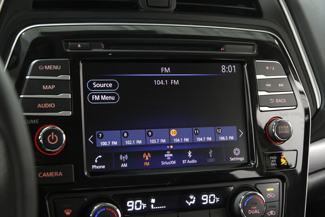 2022 Nissan Maxima Platinum photo 9