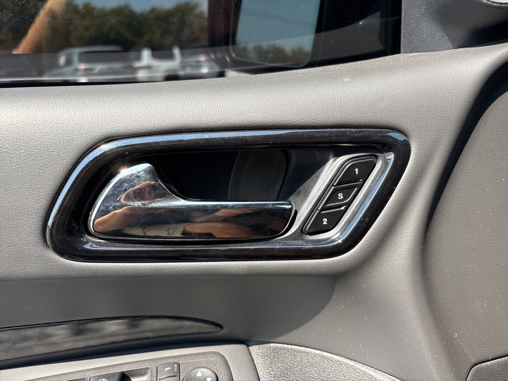 2025 Dodge Durango R/T photo 30