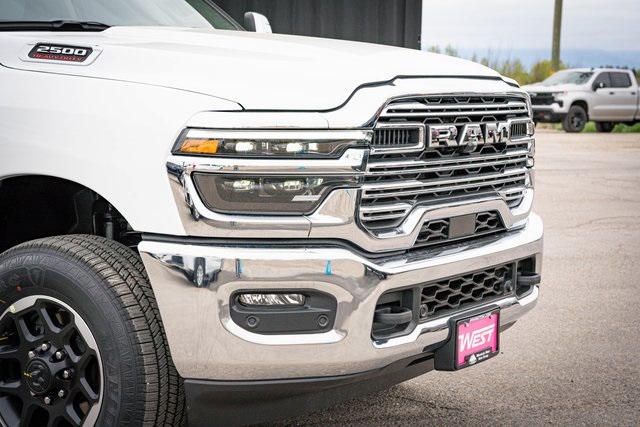 2025 Ram 2500 Laramie photo 4