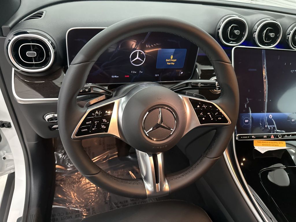 2025 Mercedes Benz GLC 300 4MATIC photo 7