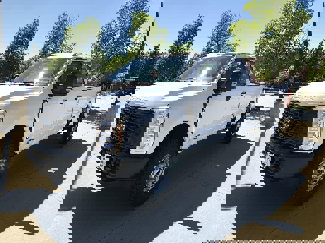 2025 Ford F-250 XL photo 4