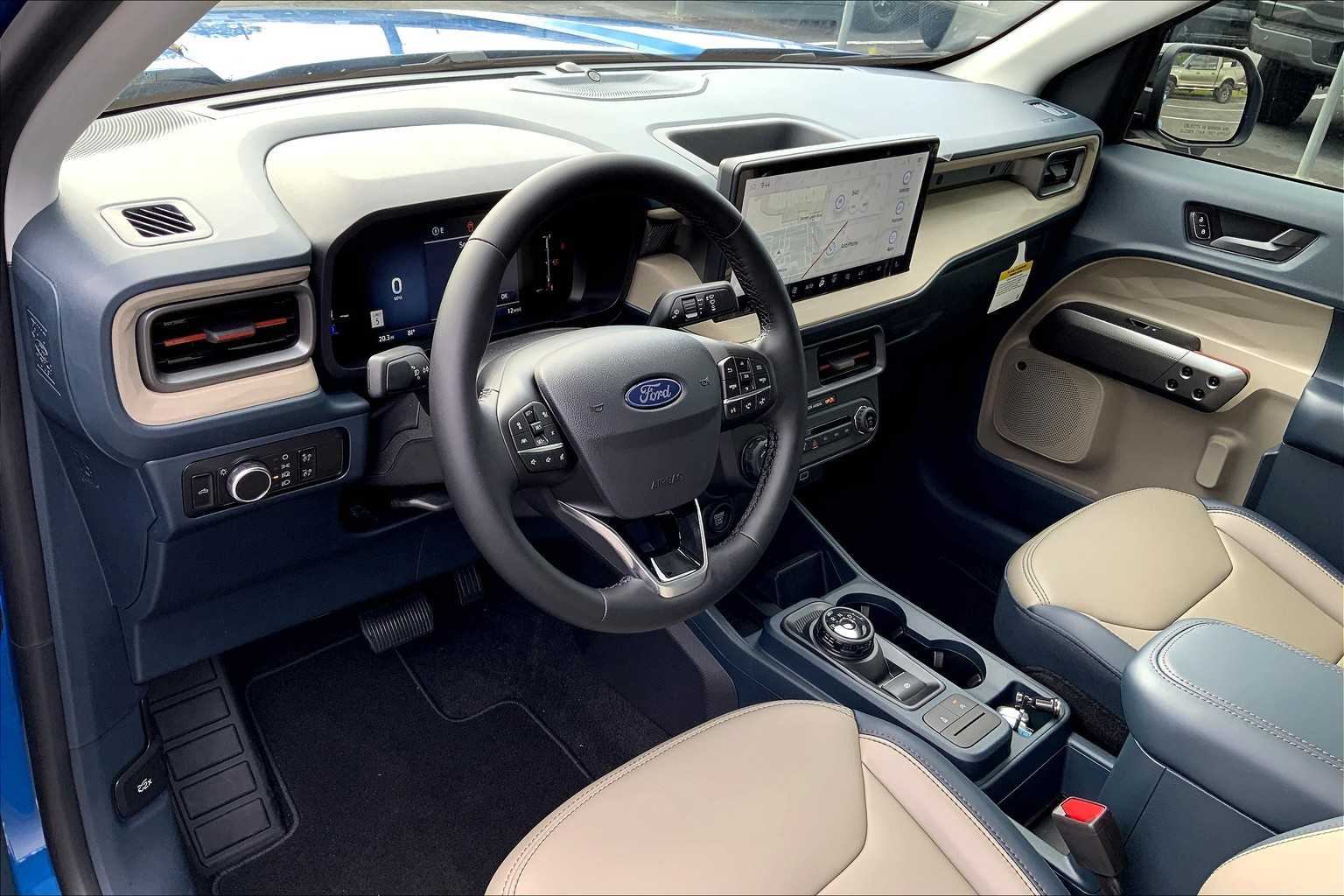 2025 Ford Maverick Lariat photo 3