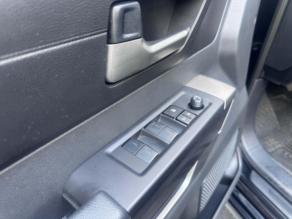 2024 Toyota Tundra SR5 photo 4