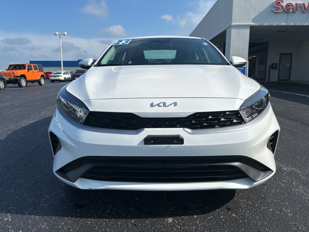 2023 Kia Forte LXS photo 7