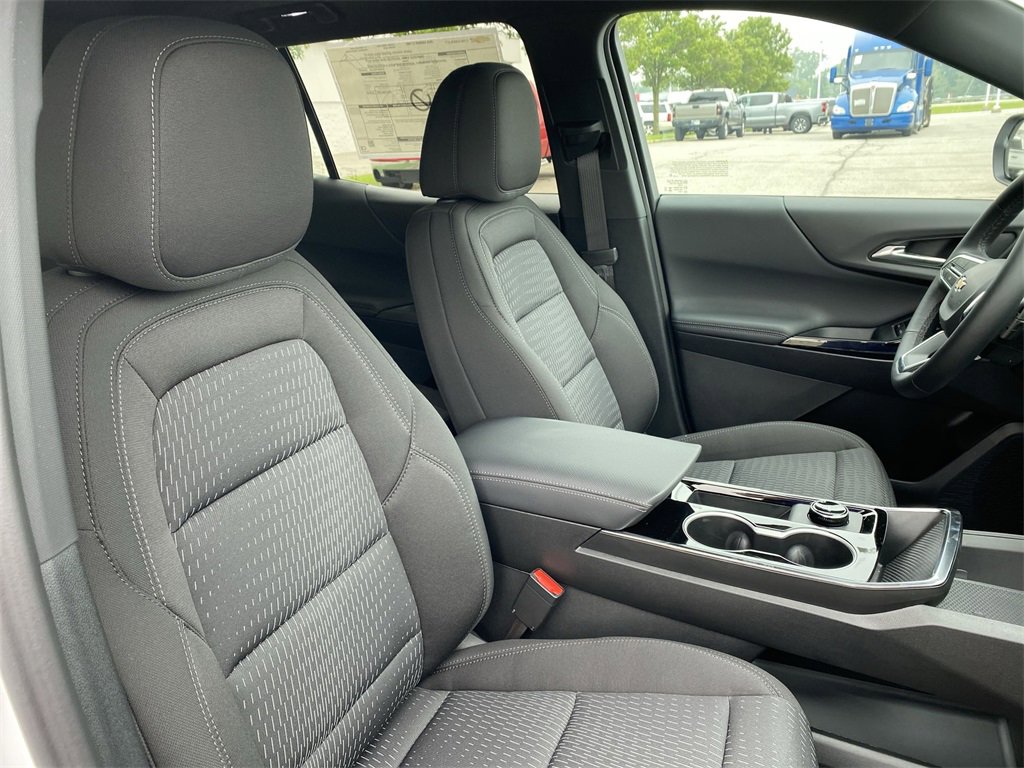 2026 Chevrolet Equinox LT photo 26