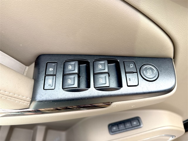 2019 Gmc Yukon SLT photo 15