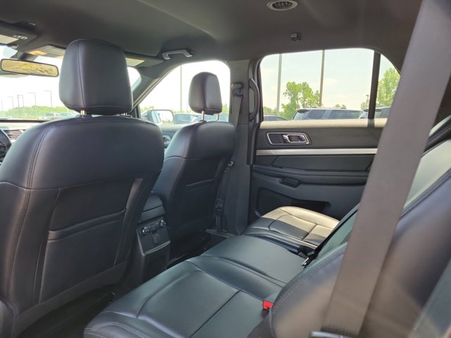 2019 Ford Explorer XLT photo 14