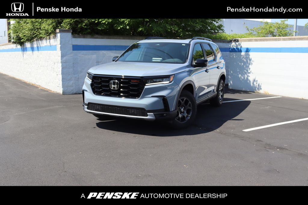 2025 Honda Pilot TrailSport's photo