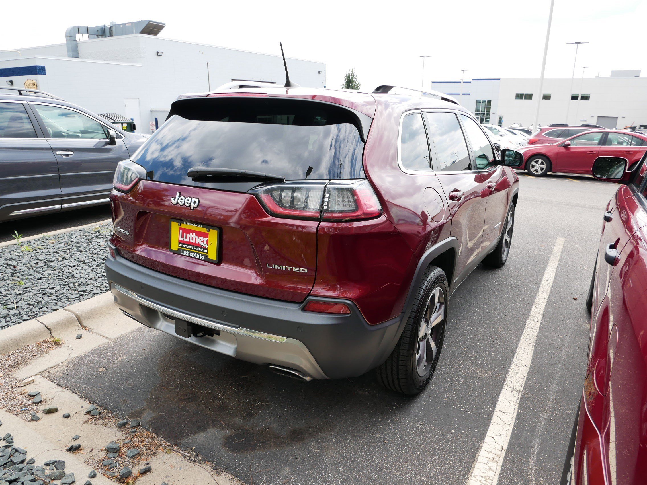 2019 Jeep Cherokee Limited photo 4
