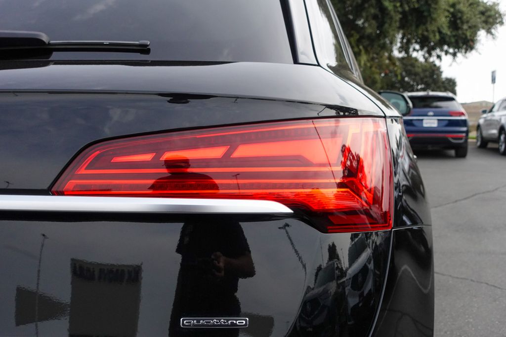 2022 Audi Q5 45 S line Premium photo 7