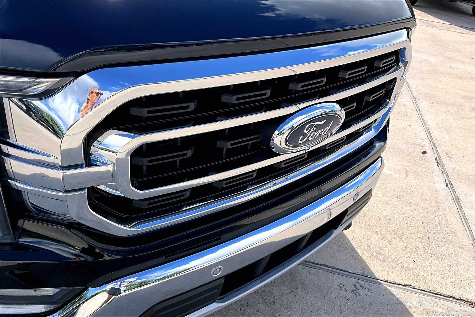 2022 Ford F-150 XLT photo 28