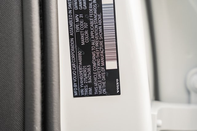 2026 Volvo XC90 T8 Plus photo 30