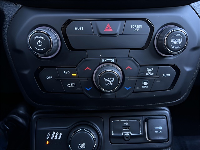 2019 Jeep Renegade Limited photo 17