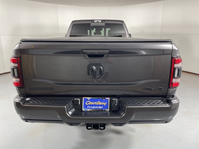 2022 Ram 3500 Laramie photo 7