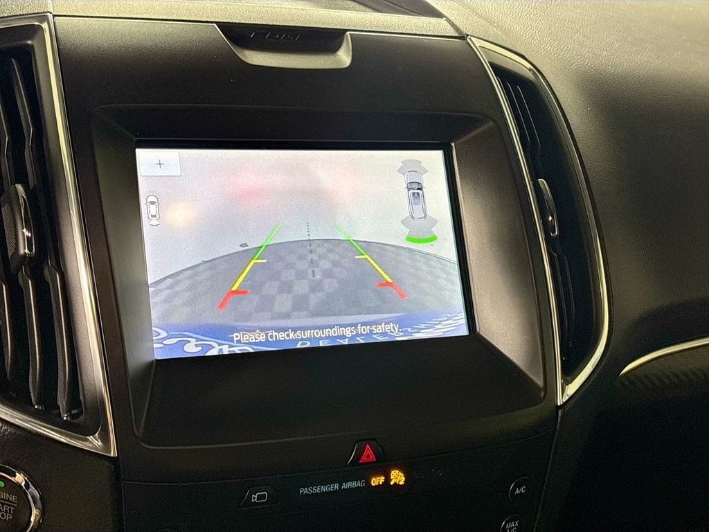 2020 Ford Edge ST photo 14
