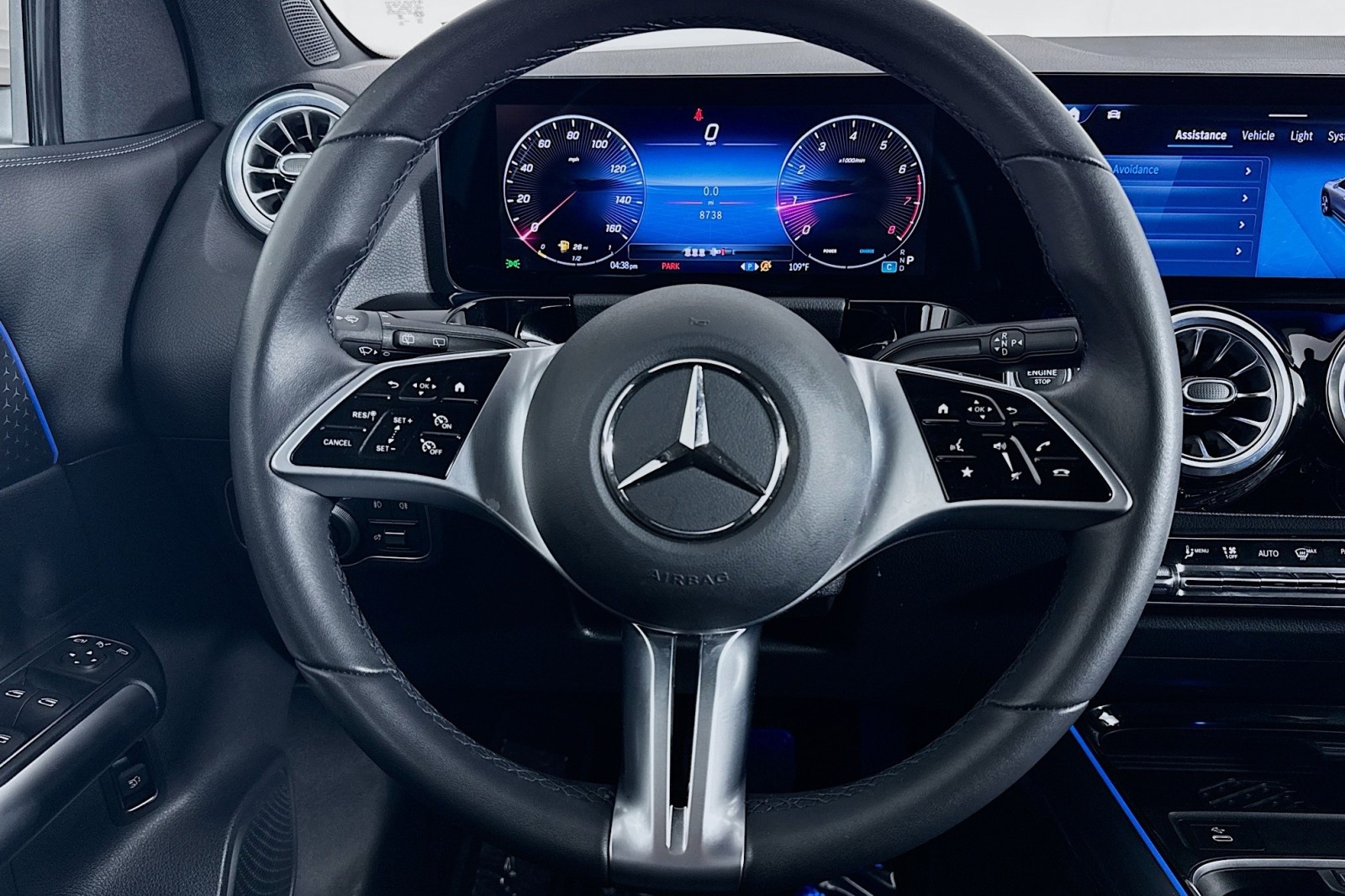 2025 Mercedes Benz GLA 250 photo 16