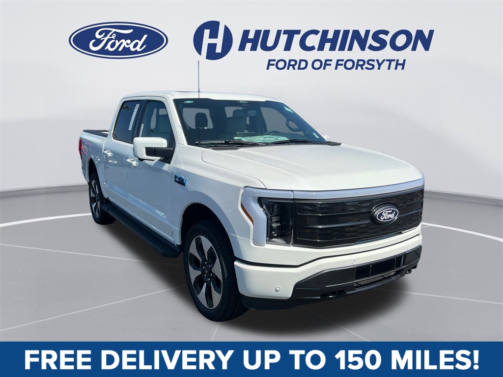 2025 Ford F-150 Lightning Platinum's photo