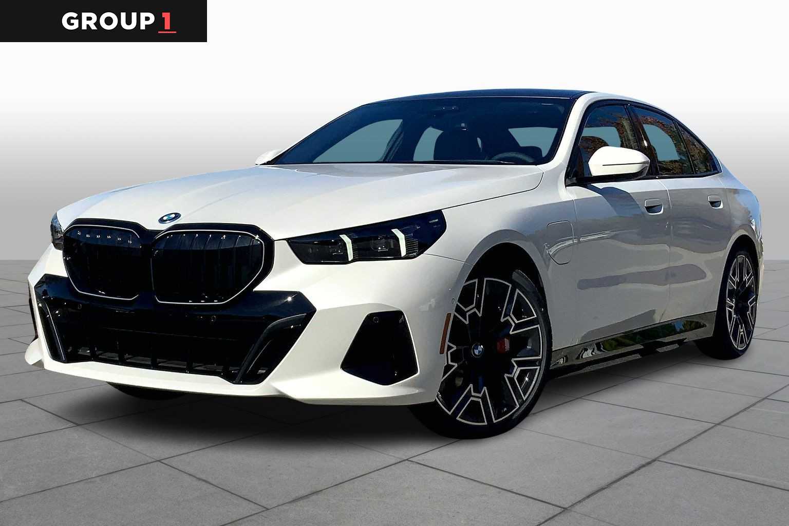 2026 BMW 5 Series 550e's photo