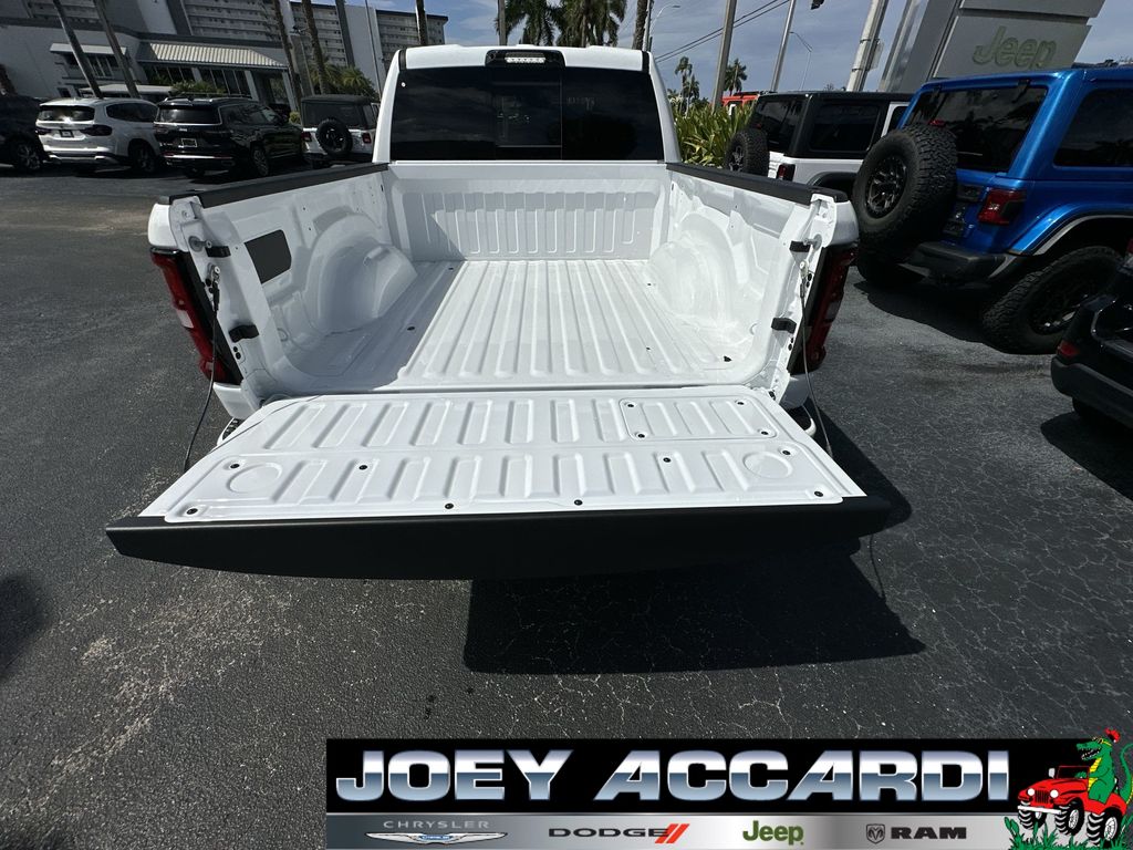 2025 Ram 1500 Laramie photo 24