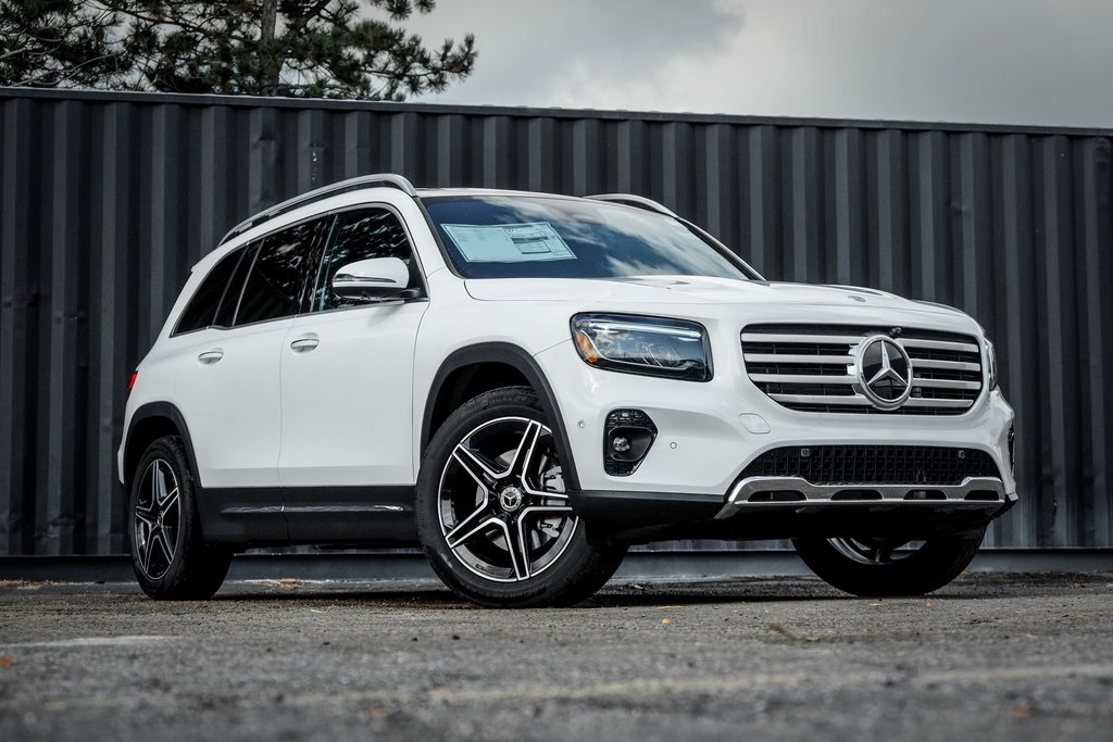 2026 Mercedes-Benz GLB GLB 250's photo