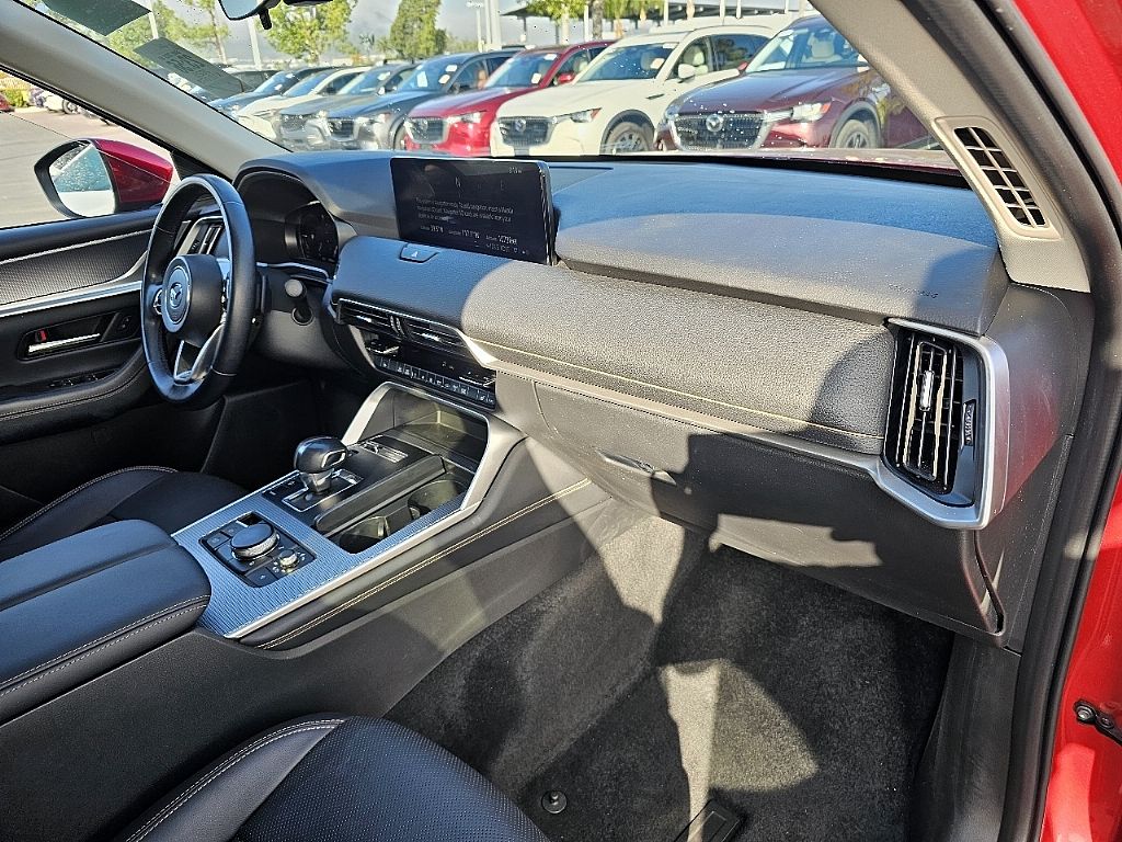 2025 Mazda CX-90 Preferred photo 2