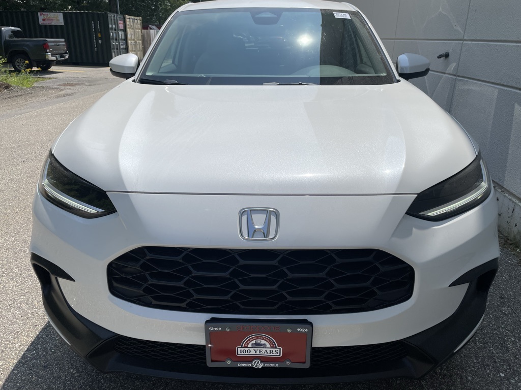 2026 Honda HR-V LX photo 2