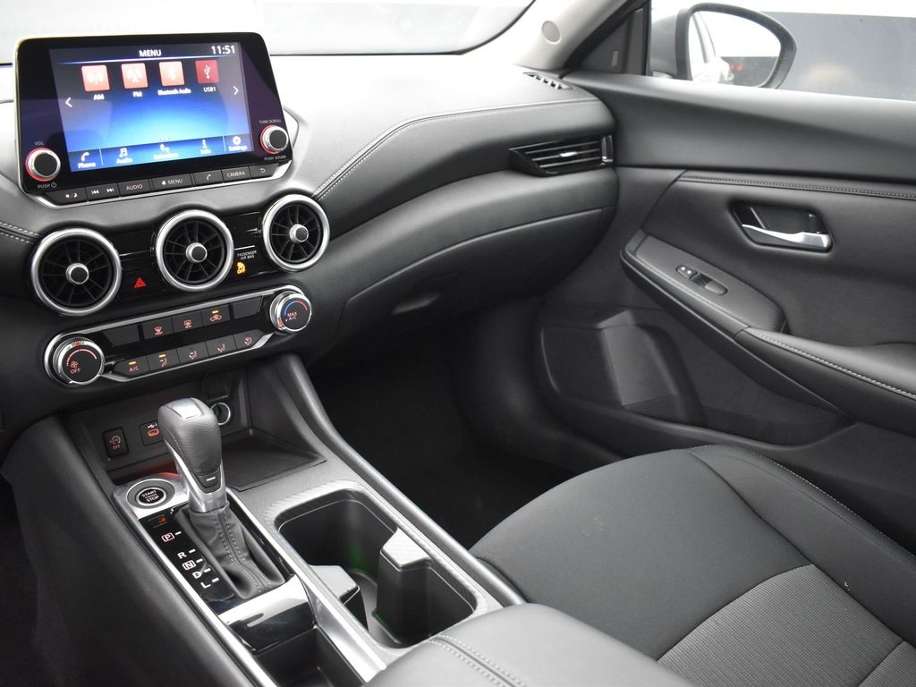 2025 Nissan Sentra SV photo 31