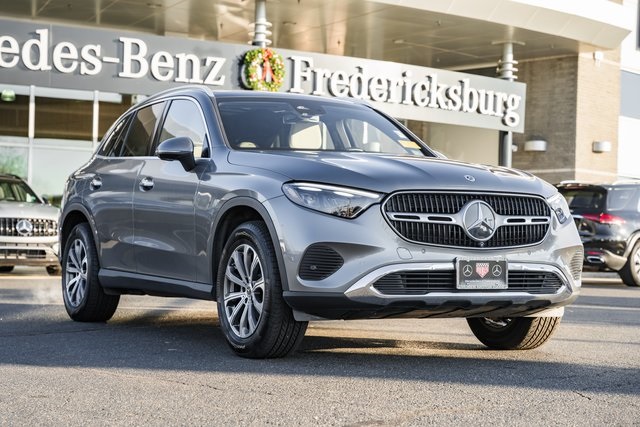 2023 Mercedes-Benz GLC GLC 300's photo