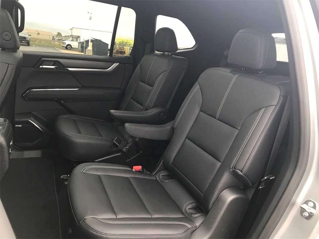 2026 GMC ACADIA - Image 30