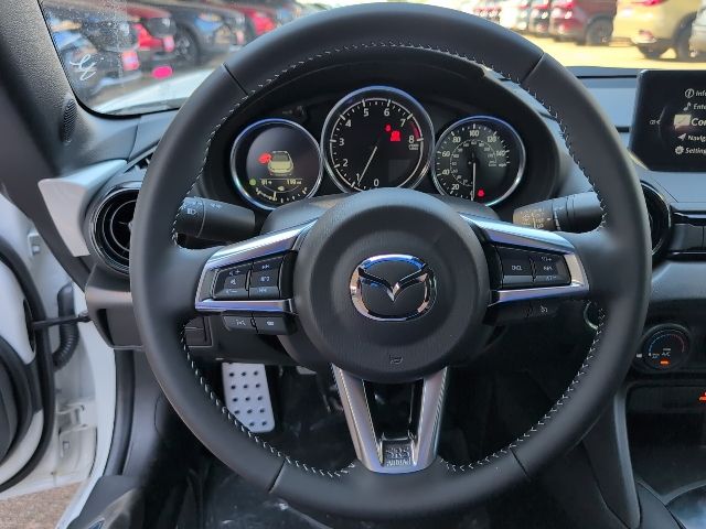 2025 Mazda MX-5 Miata Miata photo 17