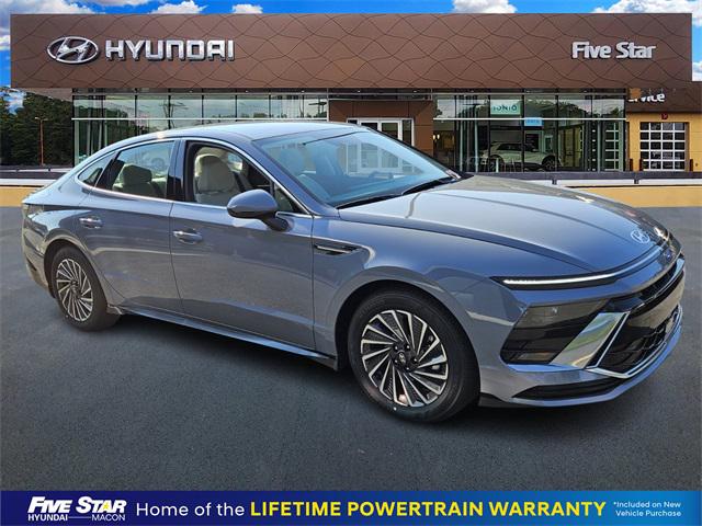 2025 Hyundai Sonata Hybrid SEL's photo