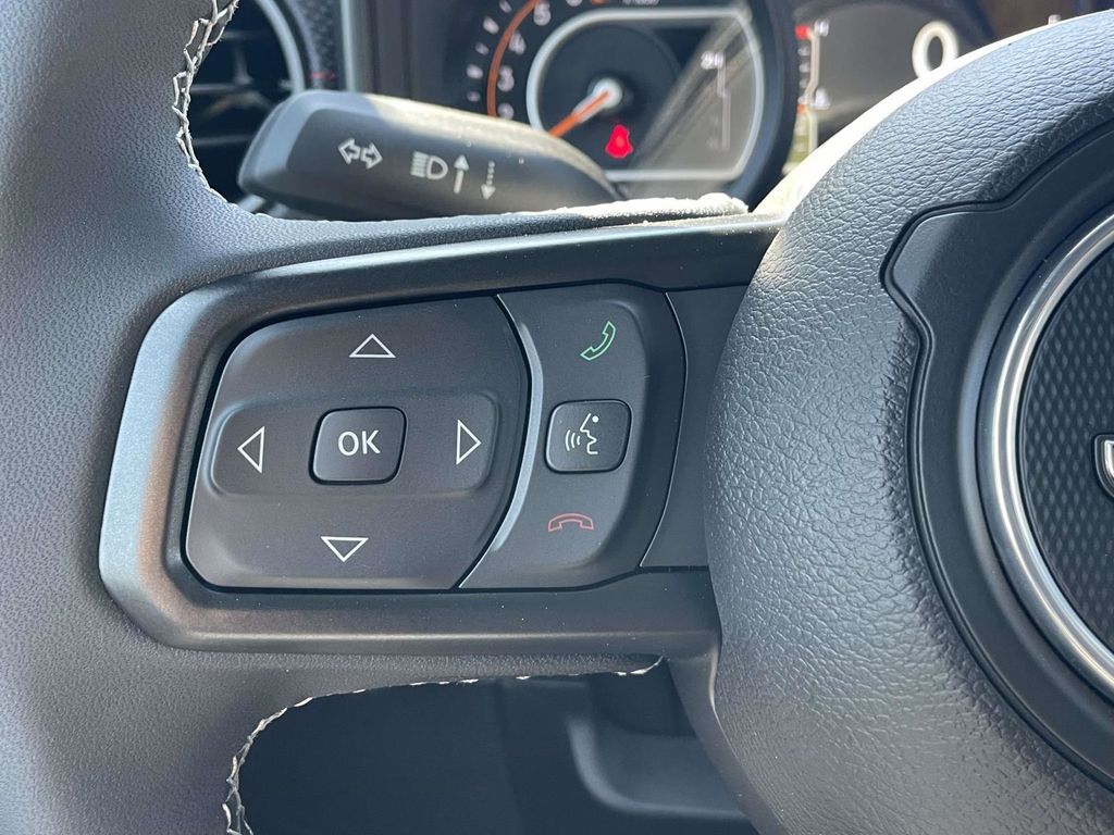 2025 Jeep Gladiator Rubicon photo 26