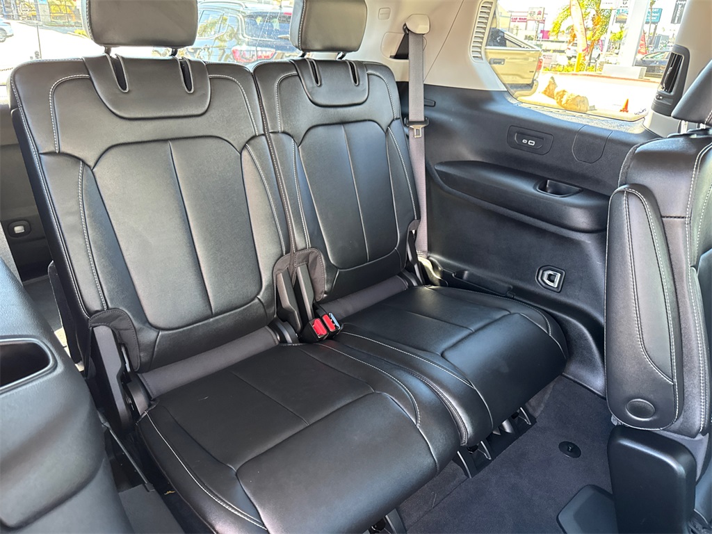 2023 Jeep Grand Cherokee Limited photo 15