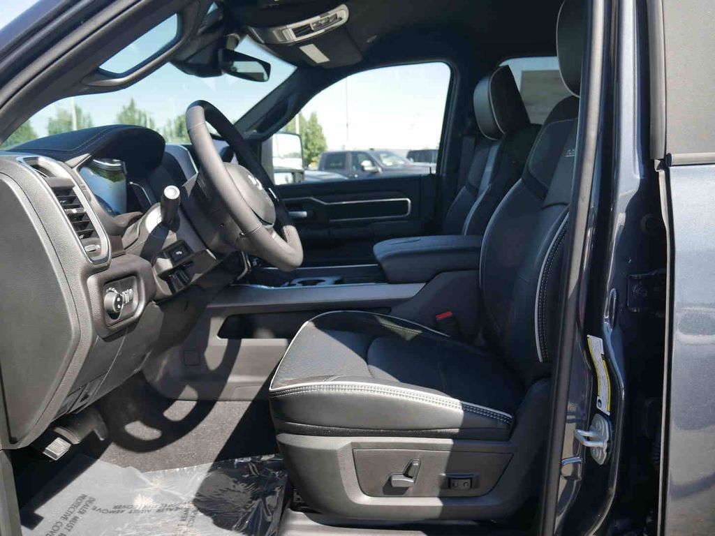 2026 Ram 3500 Laramie photo 30